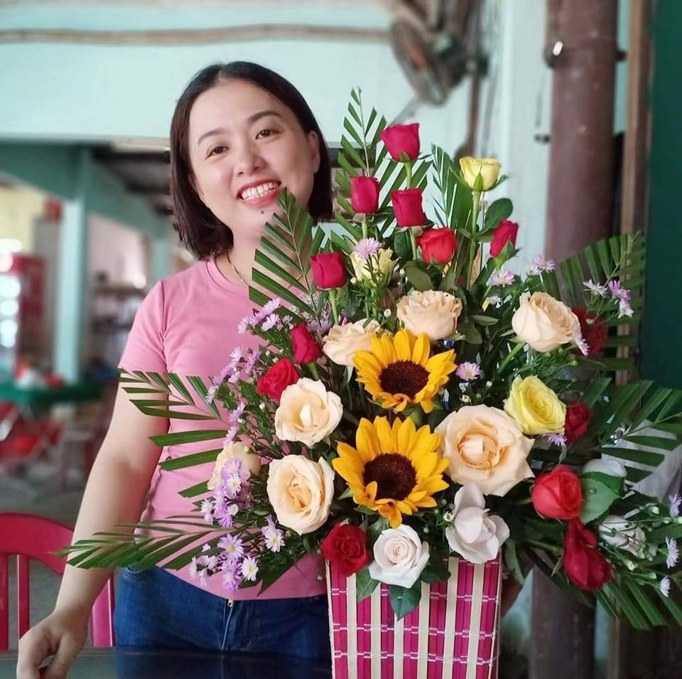 Chị Hằng Nguyễn